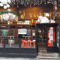 La Guinness Tavern
