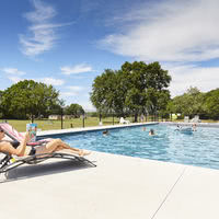 Piscine chauffée en saison