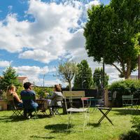 Le Jardin de 50 m², génial pour déjeuner au vert avec son équipe !
