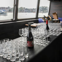 Bar cocktail pour une croisière privative sur le bateau restaurant à Bénodet Vedettes de lOdet