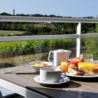 Golden Tulip Pornic Suites