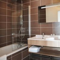 Golden Tulip Pornic Suites