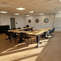 Petit U en salle de conseil