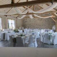 Salle de réception de 80 pers