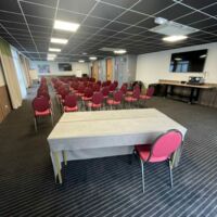 Notre salle de 140m² en format théatre