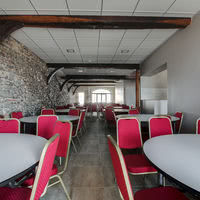 Salle en mode table ronde