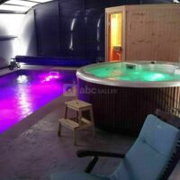 Espace détente et jacuzzi