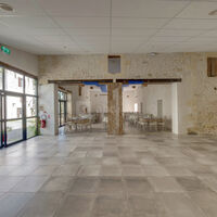 Salle de réception en 2 parties