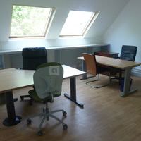 Elysées solutions bureau senlis 14 m²