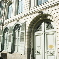 Façade
