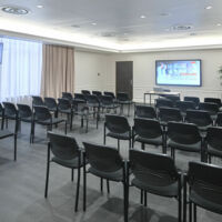 Salle 80m²
