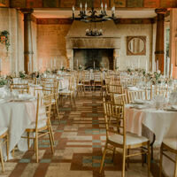 Salle de réception authentique, dîner dans le château