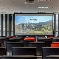 Salle ALTITUDE 3228 en configuration conférence ou plénière