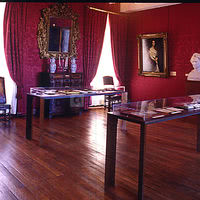 Le salon rouge
