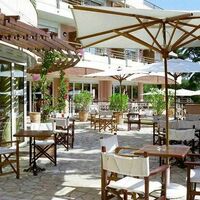 Park & Suites Élégance Le Cannet