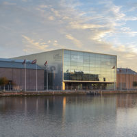 Carré des Docks