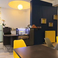 Le Tout Petit Café
