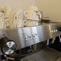 Le Tout Petit Café