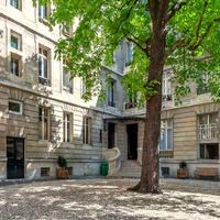 Royal Wagram