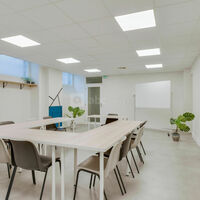 Nénu FAR salle de réunion