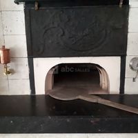 Four à pizza