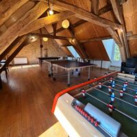Salle de jeux (babyfoot, ping-pong, billard)