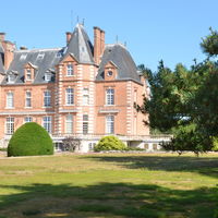 Chateau de Chalès