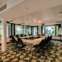 Salle de réunion ( 19 Pers) " JAMES " au 92 Avenue Charles De Gaulle Neuilly sur Seine