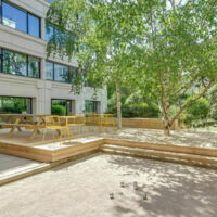 Coin Terrasse au 92 Avenue Charles De Gaulle Neuilly sur Seine