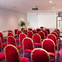 SALLE HERMES EN THEATRE