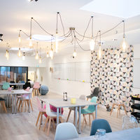 Le 67 Meeting Place