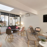 Le 67 Meeting Place
