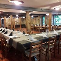 Salle de réception du Domaine de Peyrebazal