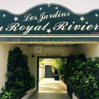 LE ROYAL ENTREE VIP