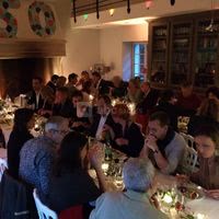 Le salon principal en configuration diner assis