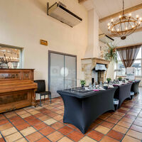 SALLE DES LUSTRES