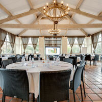 SALLE DES LUSTRES