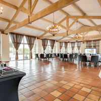 SALLE DES LUSTRES