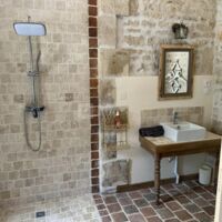 Salle d'eau chambre royale RDC