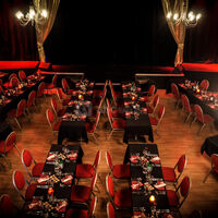 Salle de réception du cabaret l'Étincelle