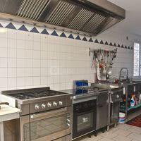 Cuisine toute équipé quelle bonheur dit cuisiné