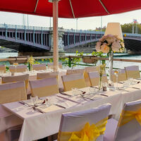 Décoration de la terrasse pour un mariage