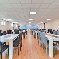 Salle en mode "réunion"