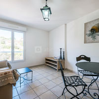 Salon Suite