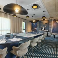Salon first 45m²