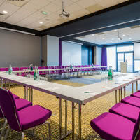Salle de réunion en format U