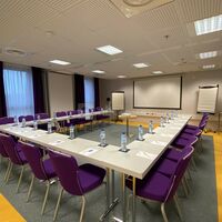 Salle de réunion en format U