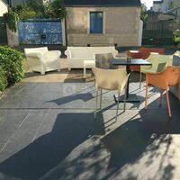 Terrasse et parking