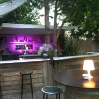 Bar extérieur