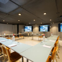 Salle de séminaire disposition U